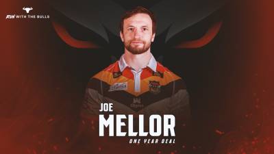 MELLOR JOINS THE BULLS